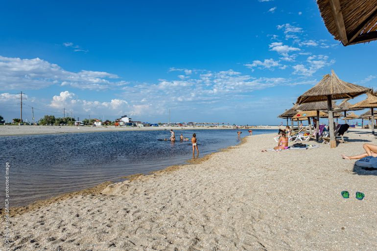 Пляж «Лагуна» для детей на Средней Бердянской косе